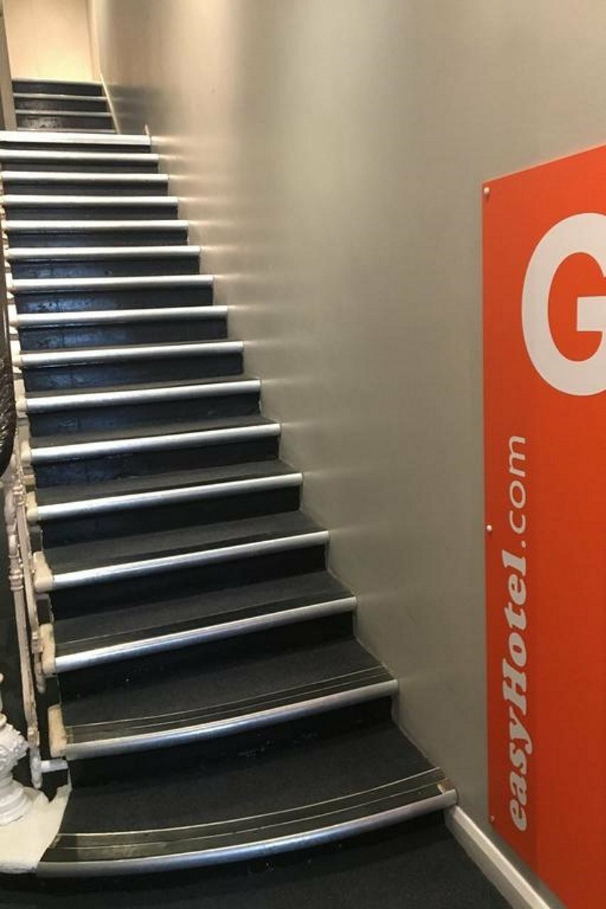 Easyhotel South Kensington London Bagian luar foto