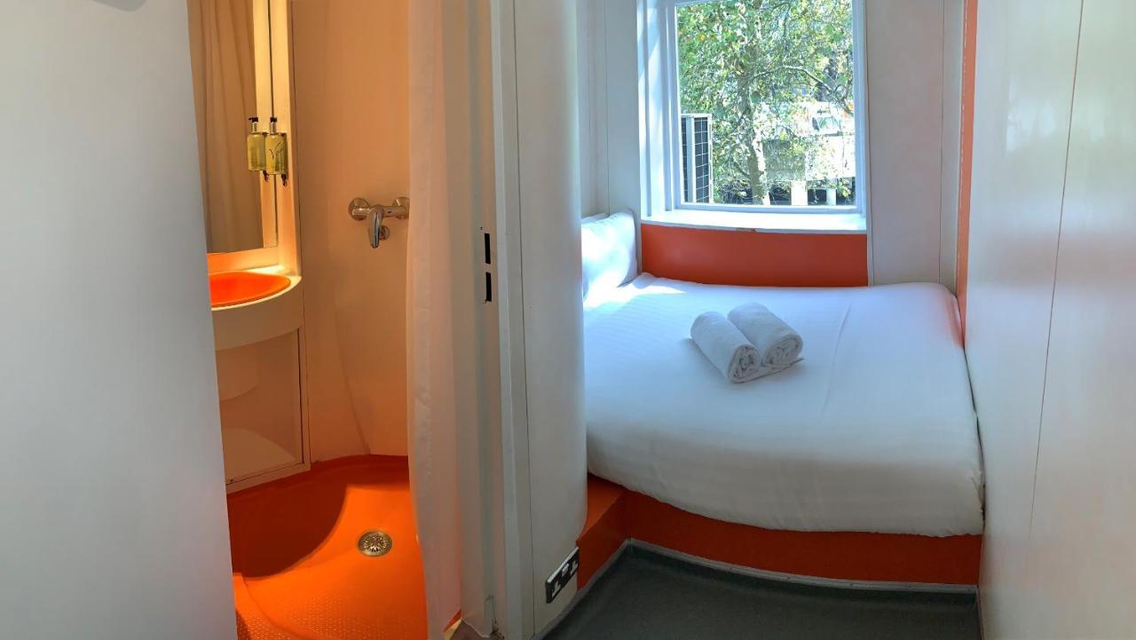 Easyhotel South Kensington London Bagian luar foto